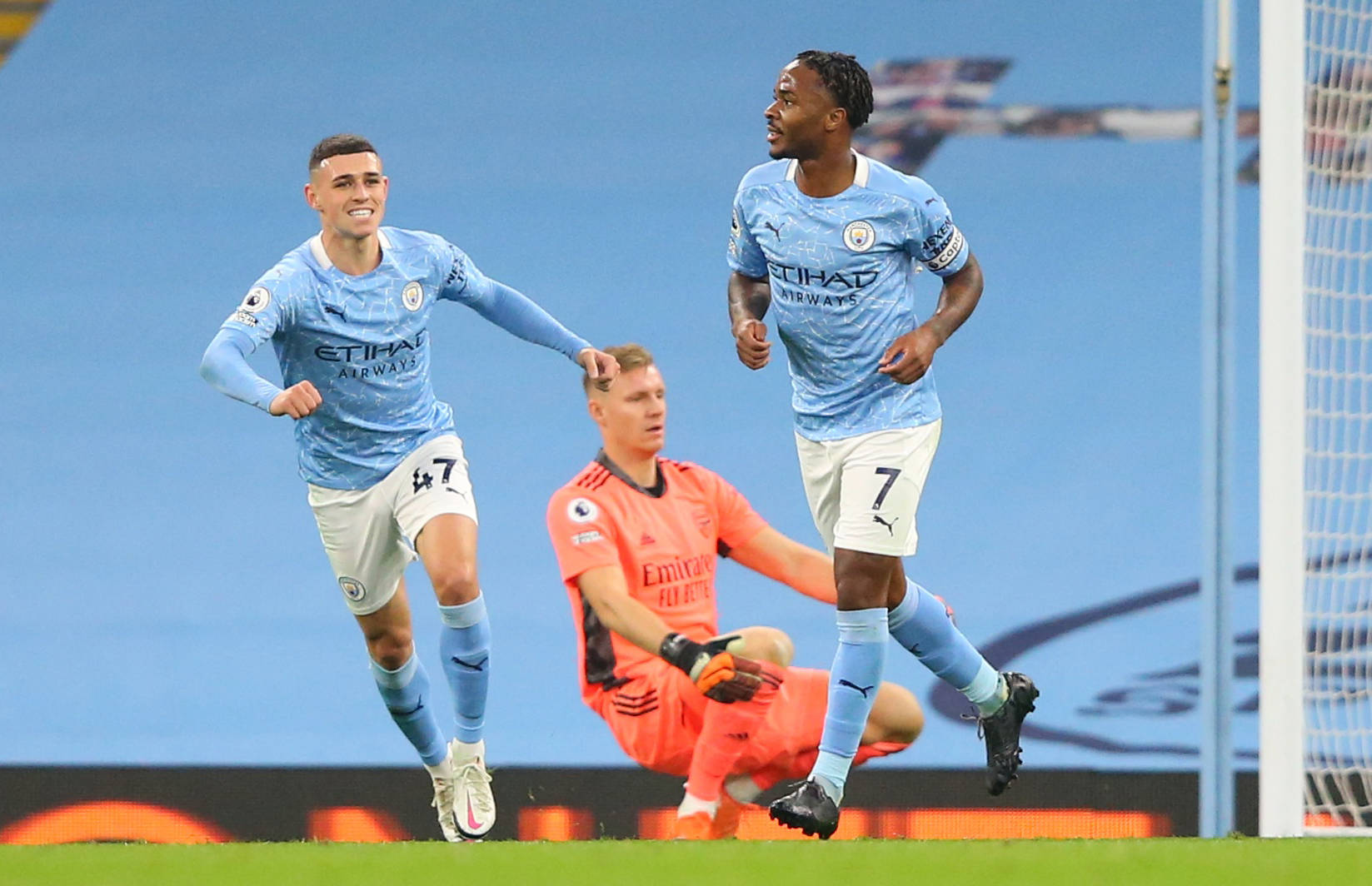 更是在传递 更是在传递